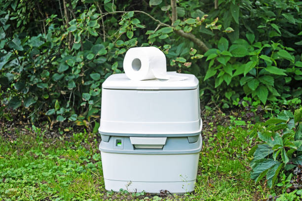 Best Luxury portable toilet rental  in Raymond, WI