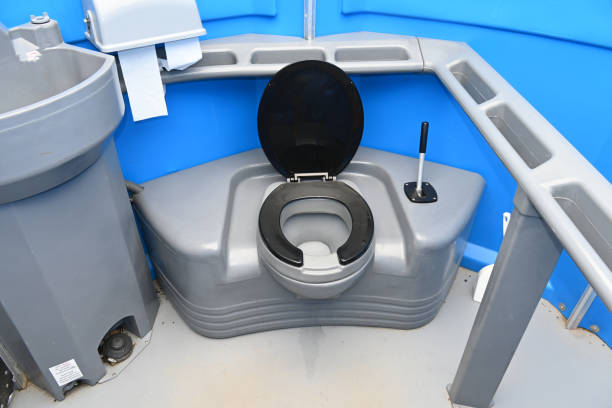 Best Construction site porta potty rental  in Raymond, WI
